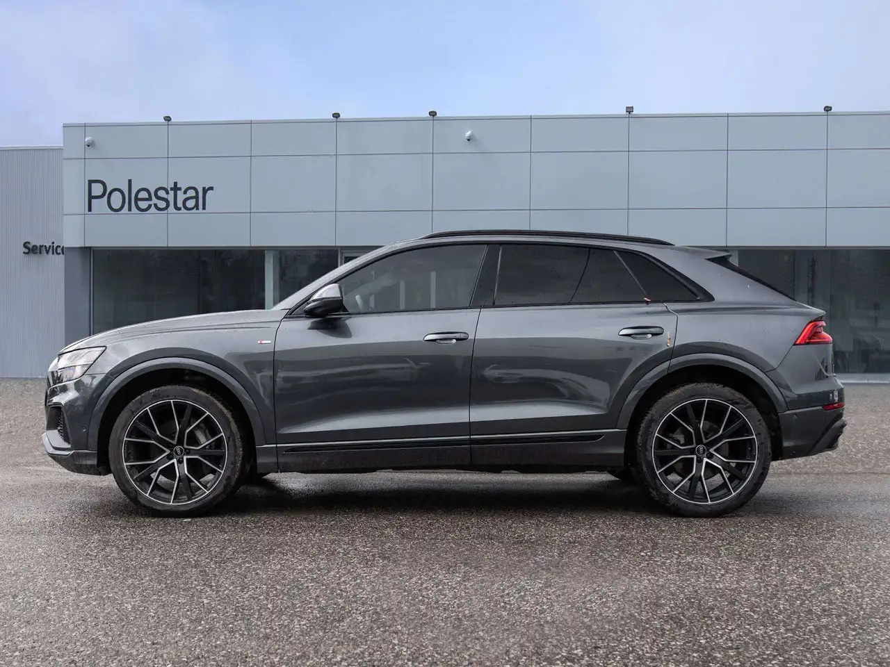 Audi Q8 - Image 3