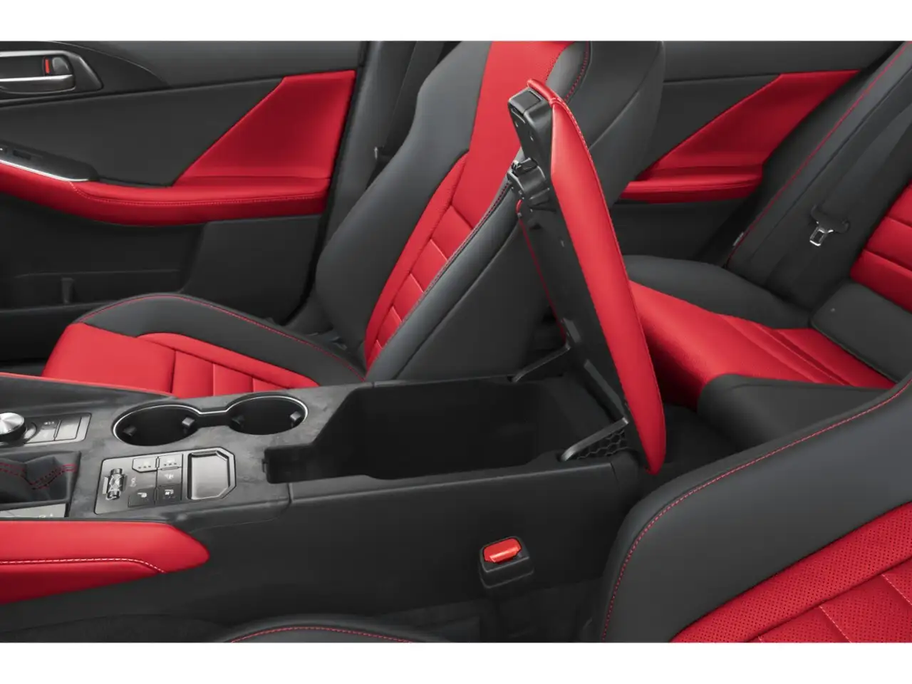 Lexus IS - Image 10