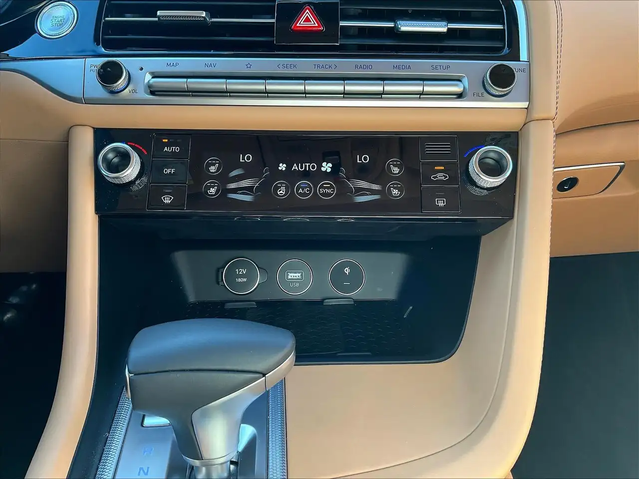 Genesis G70 - Image 17