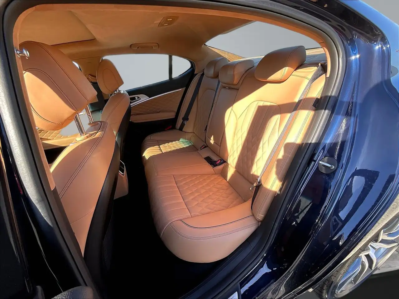 Genesis G70 - Image 23