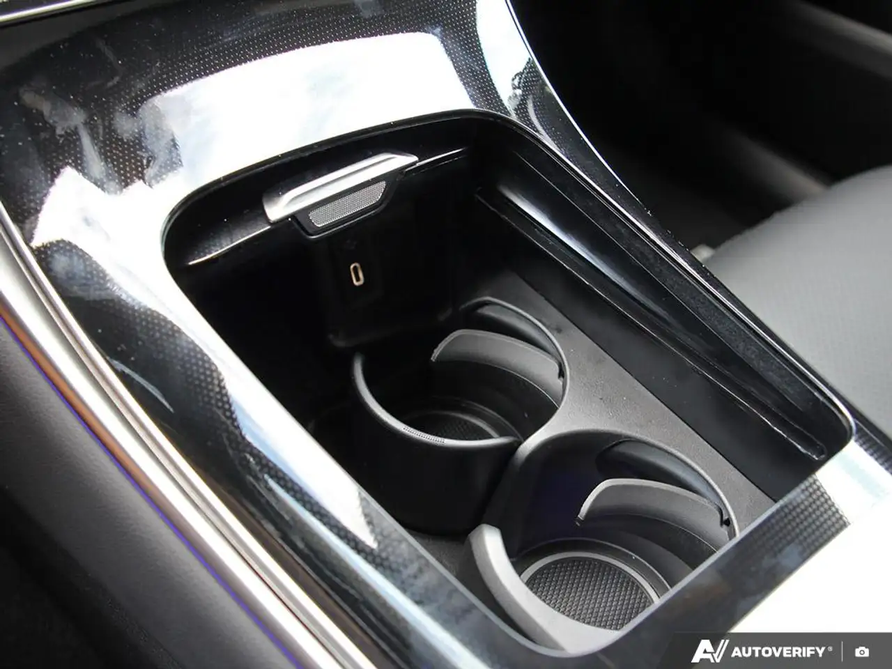 Mercedes-Benz GLC - Image 18