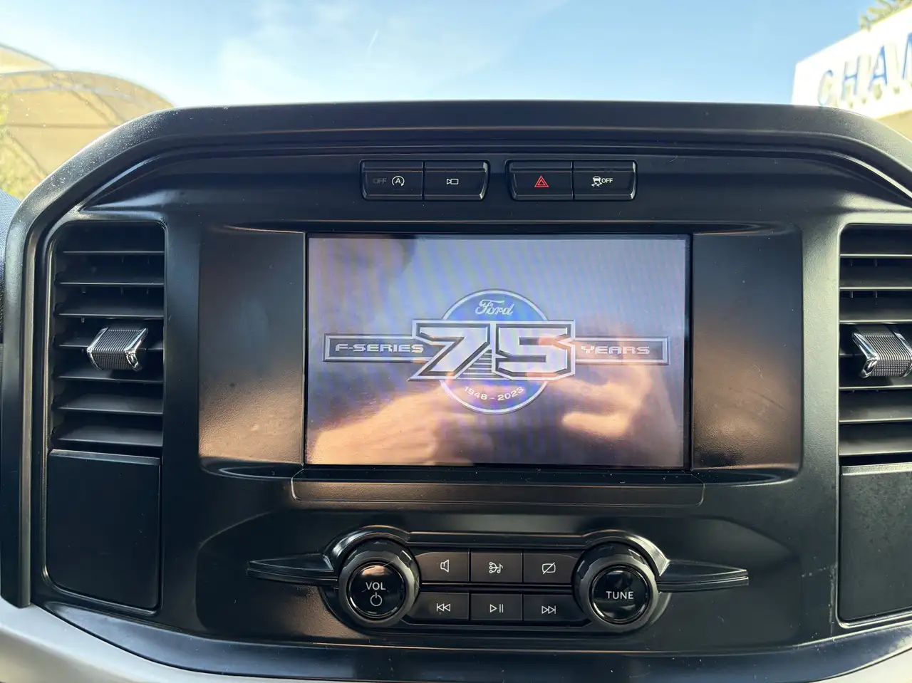 Ford F-150 - Image 16
