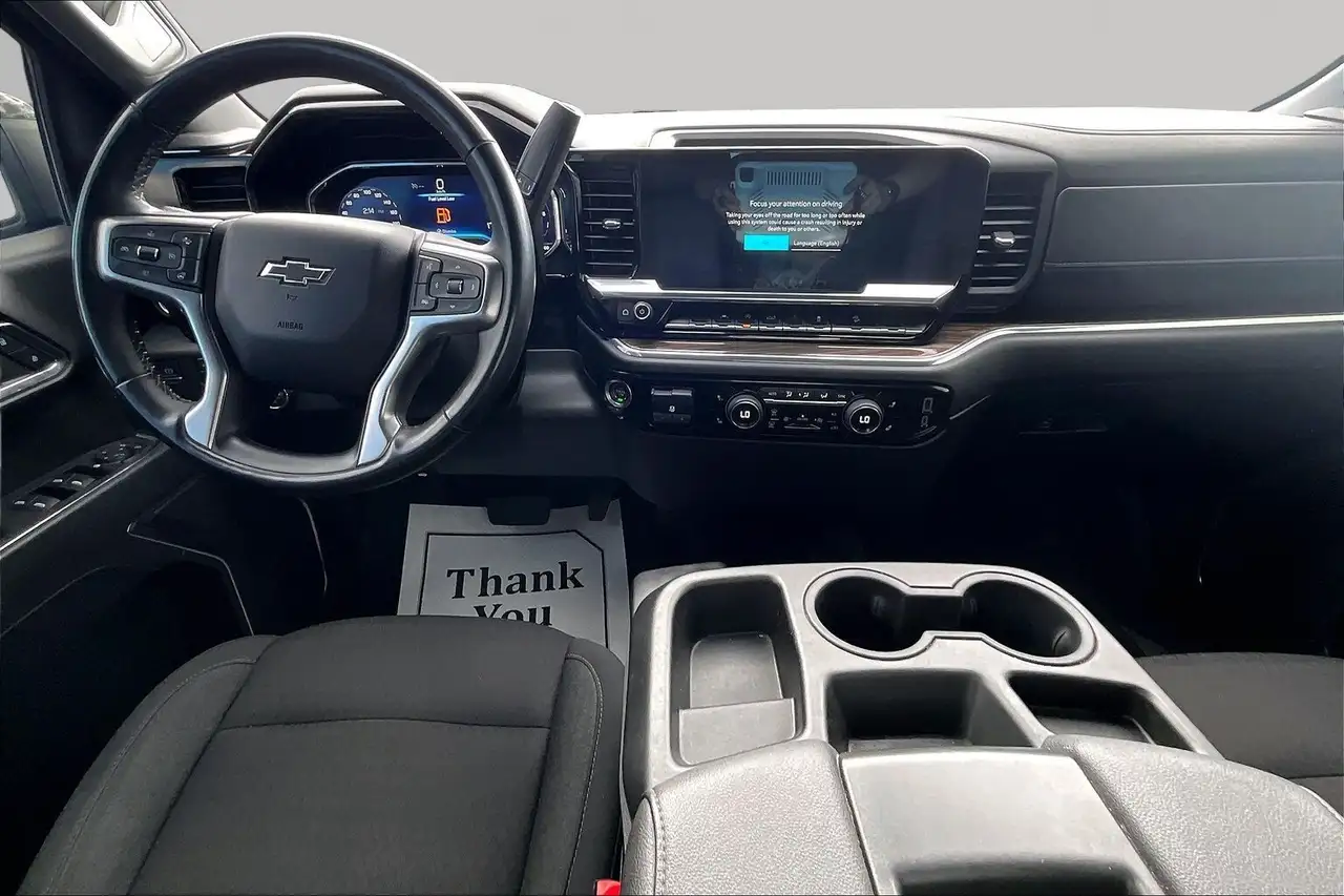 Chevrolet Silverado 1500 - Image 4