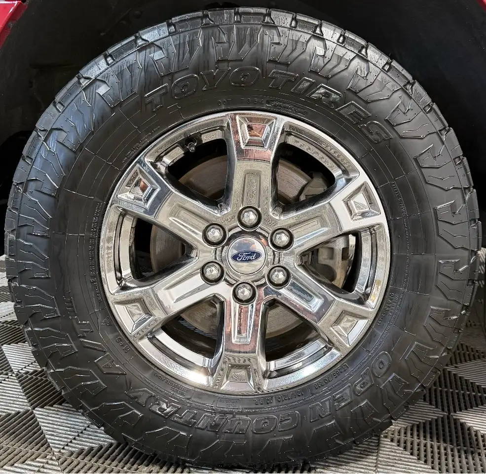 Ford F-150 - Image 9