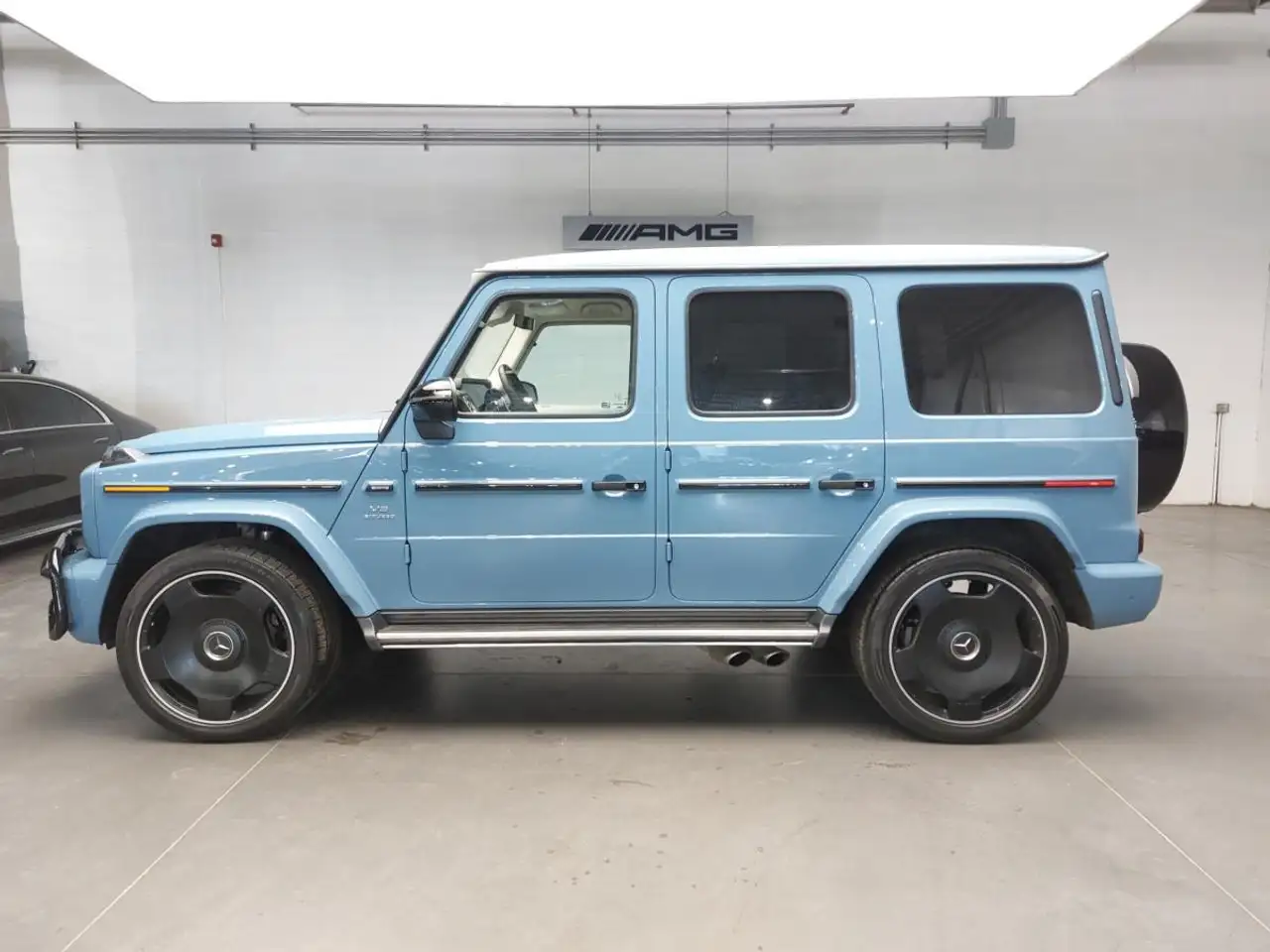 Mercedes-Benz G-Class - Image 4