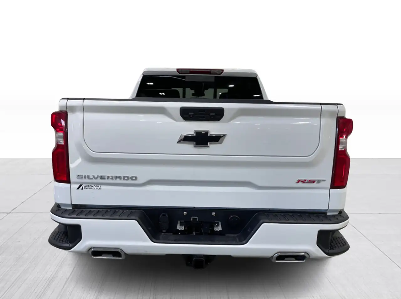 Chevrolet Silverado 1500 - Image 14