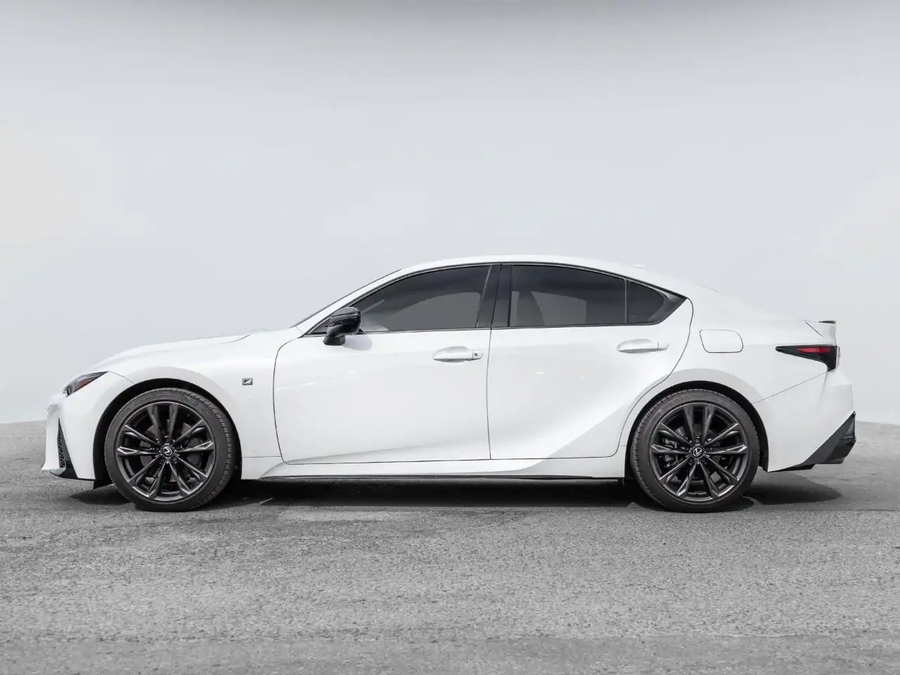 Lexus IS 300 - Image 3