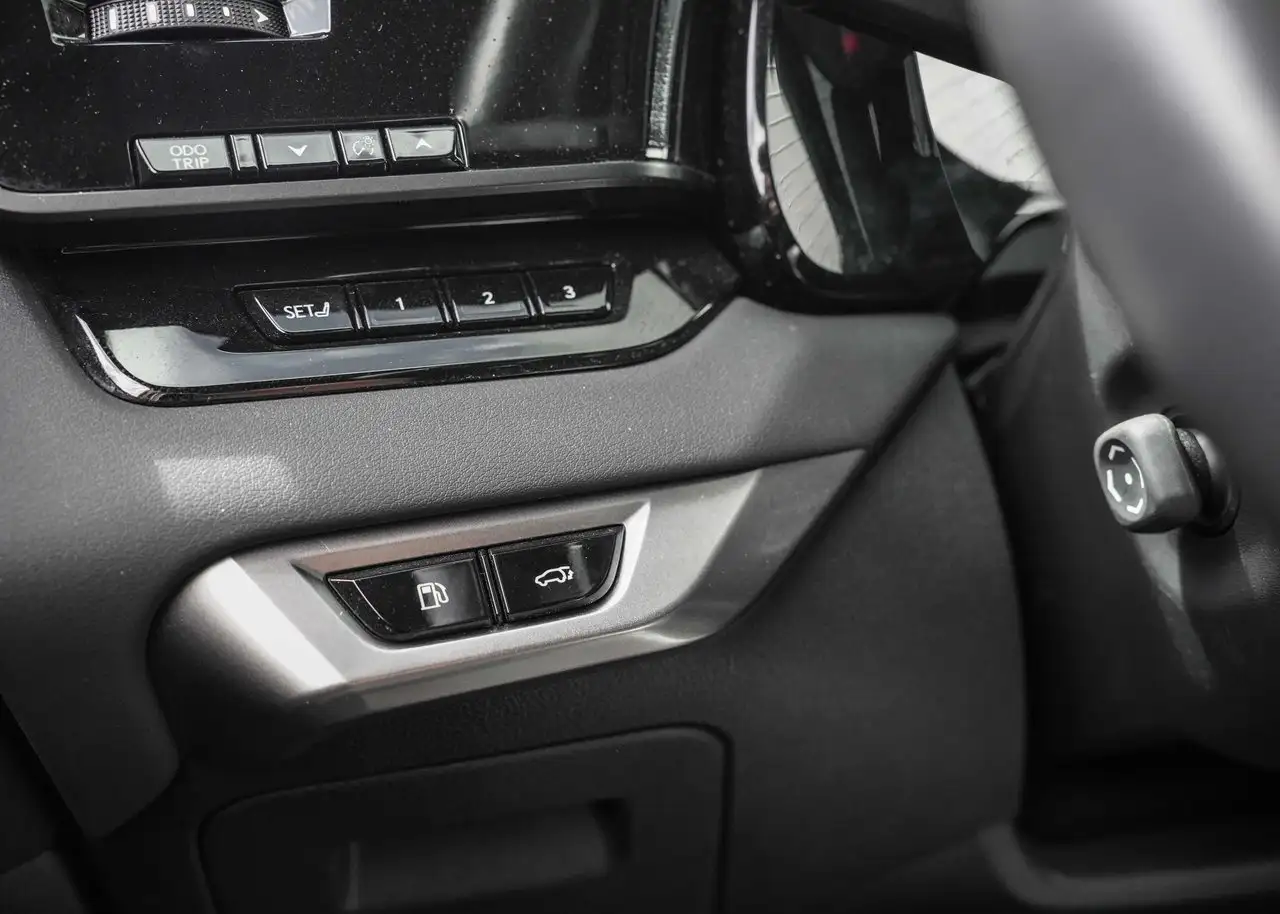 Lexus RX 350 - Image 11