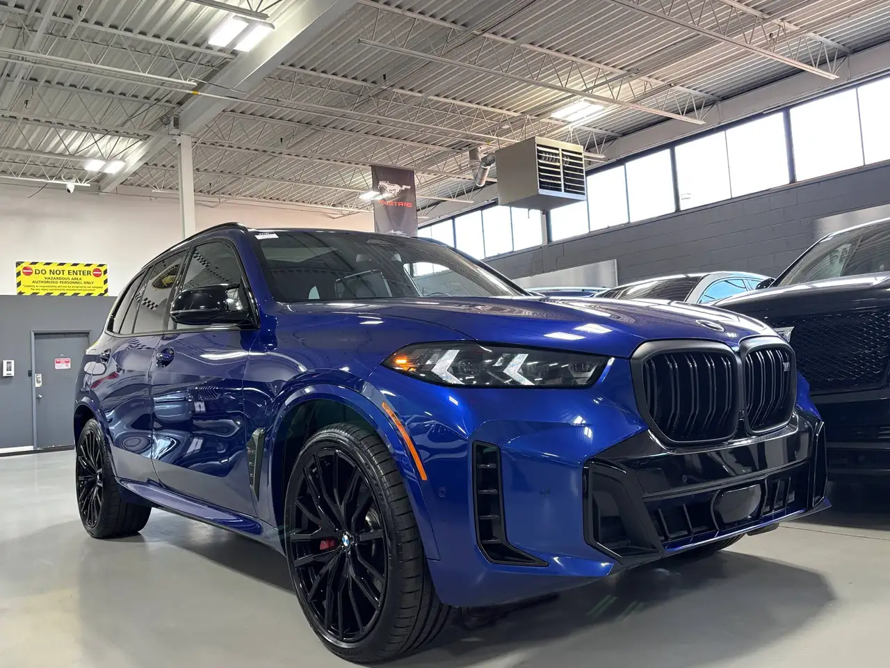 BMW X5 - Image 2