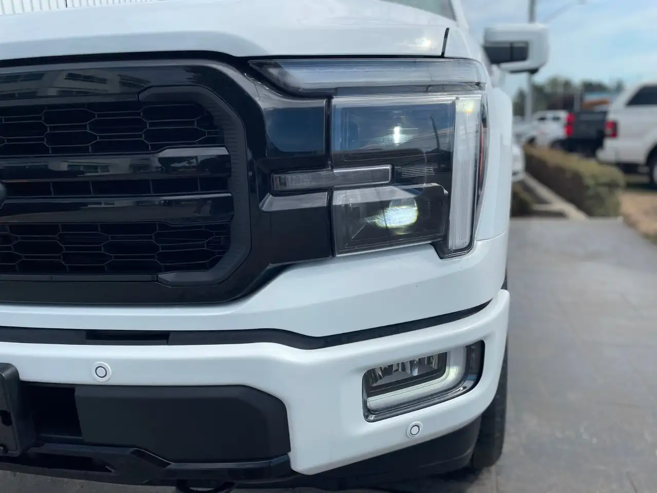 Ford F-150 - Image 17