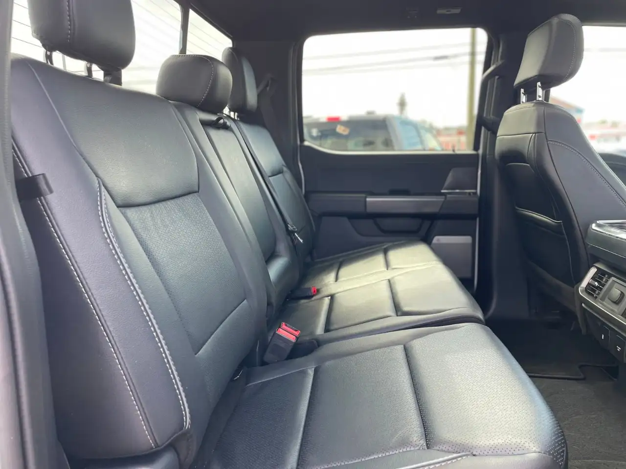 Ford F-150 - Image 15