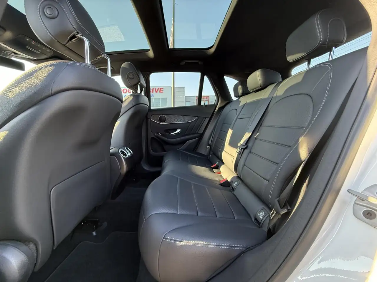 Mercedes-Benz GLC - Image 11