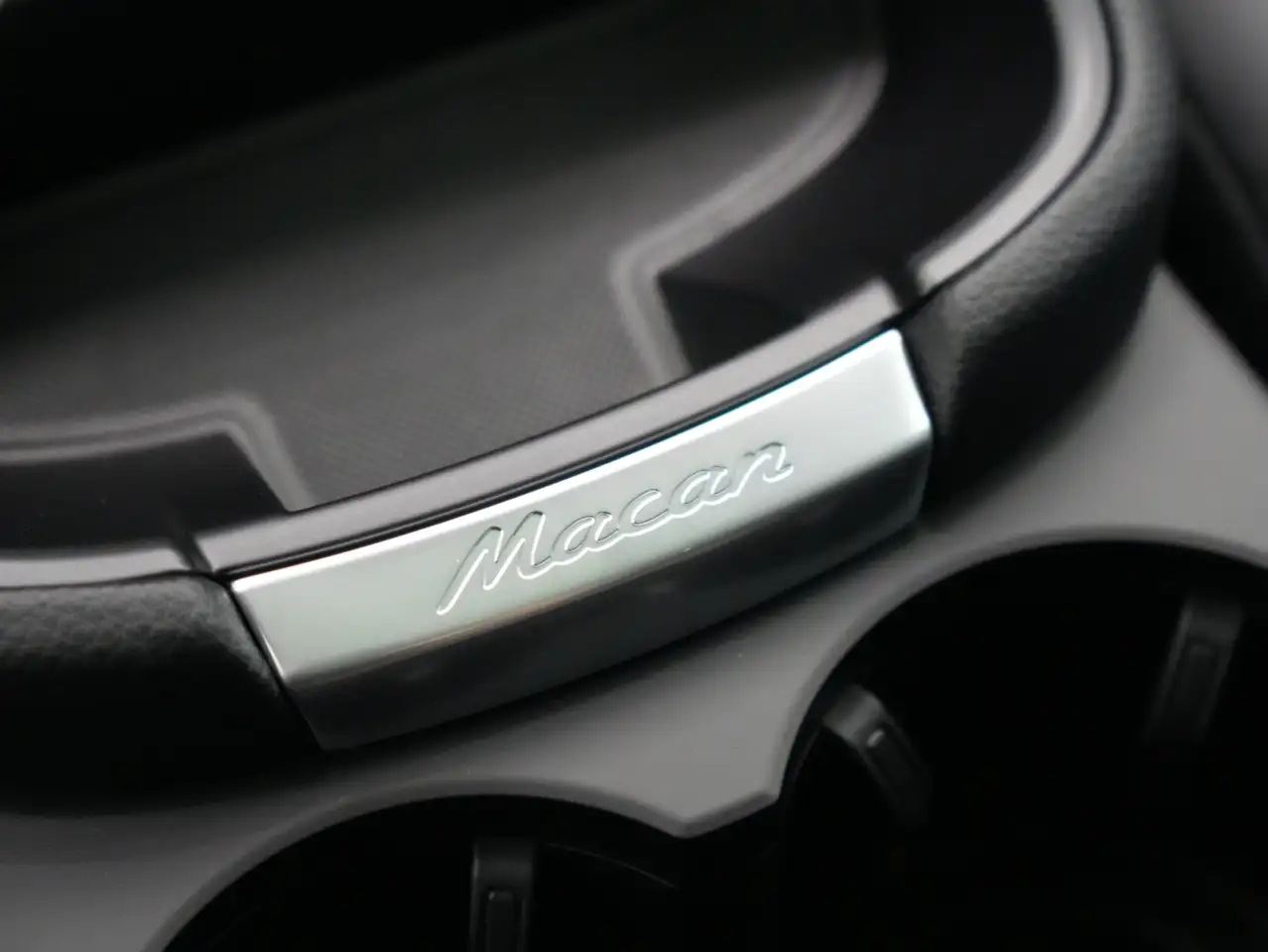 Porsche Macan - Image 26