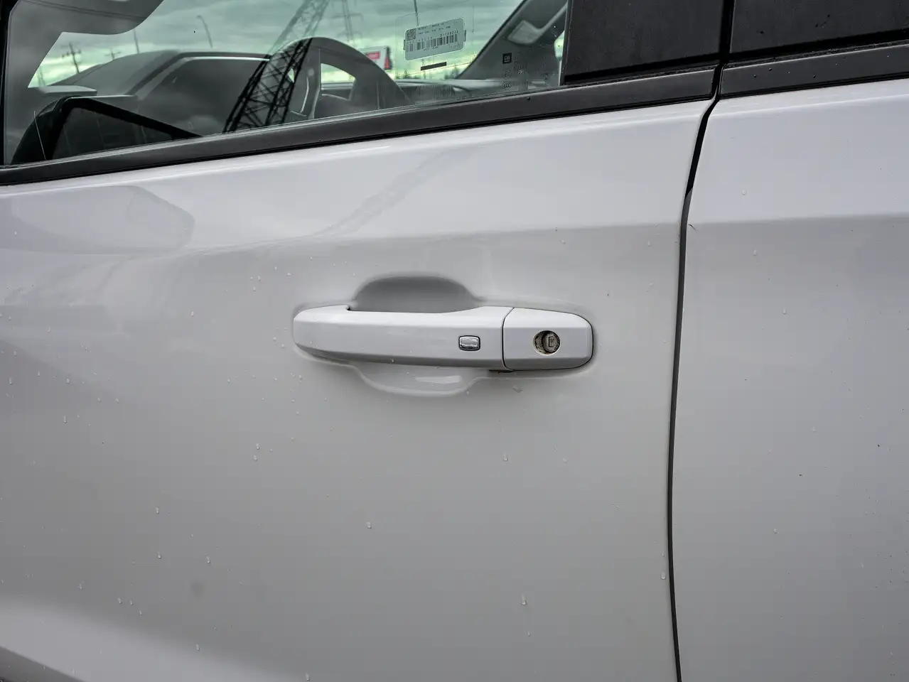 Chevrolet Silverado 1500 - Image 8