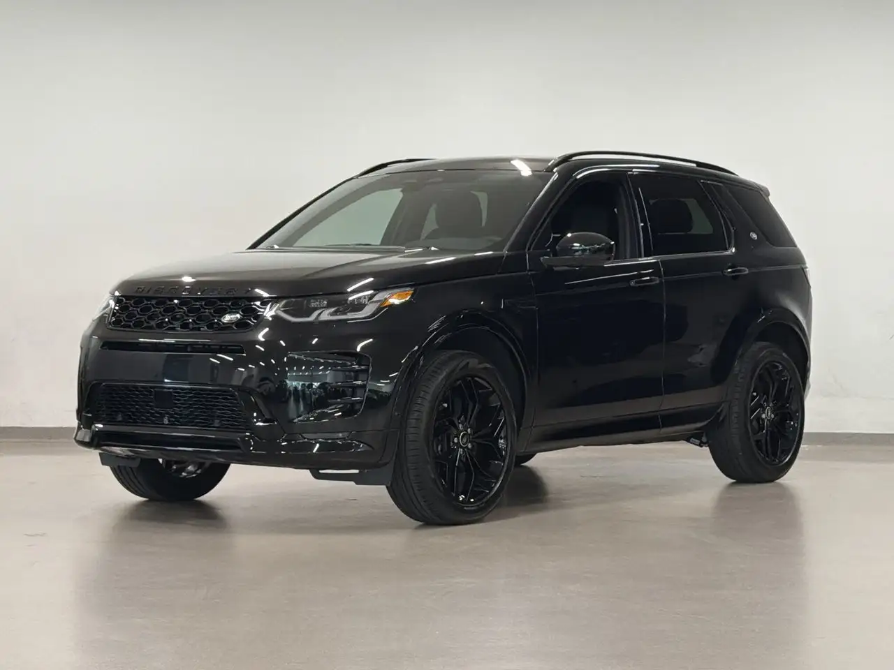 Land Rover Discovery Sport - Image 5