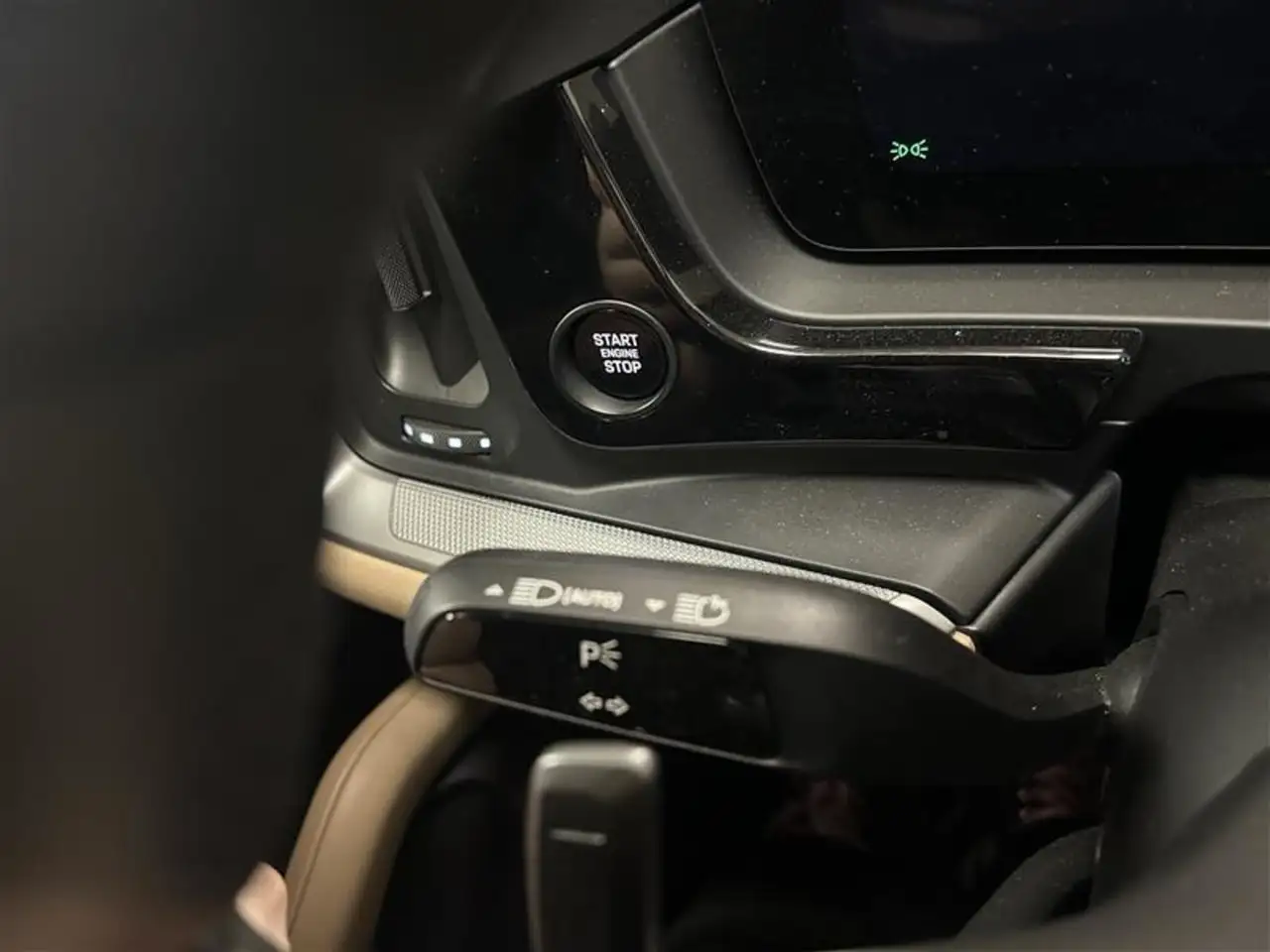 Porsche Cayenne - Image 16