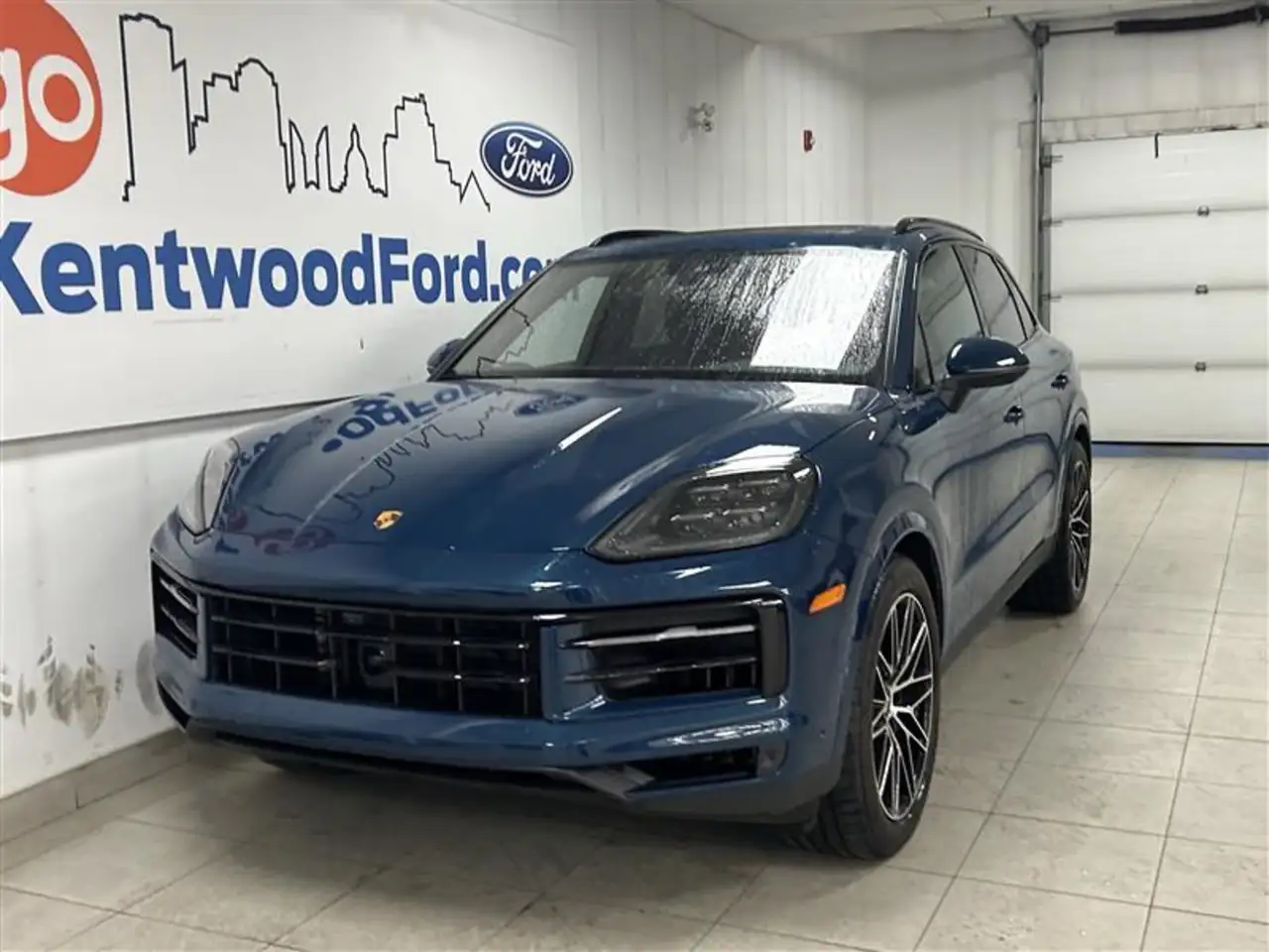 Porsche Cayenne - Image 2