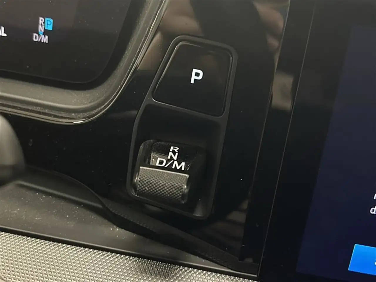 Porsche Cayenne - Image 19