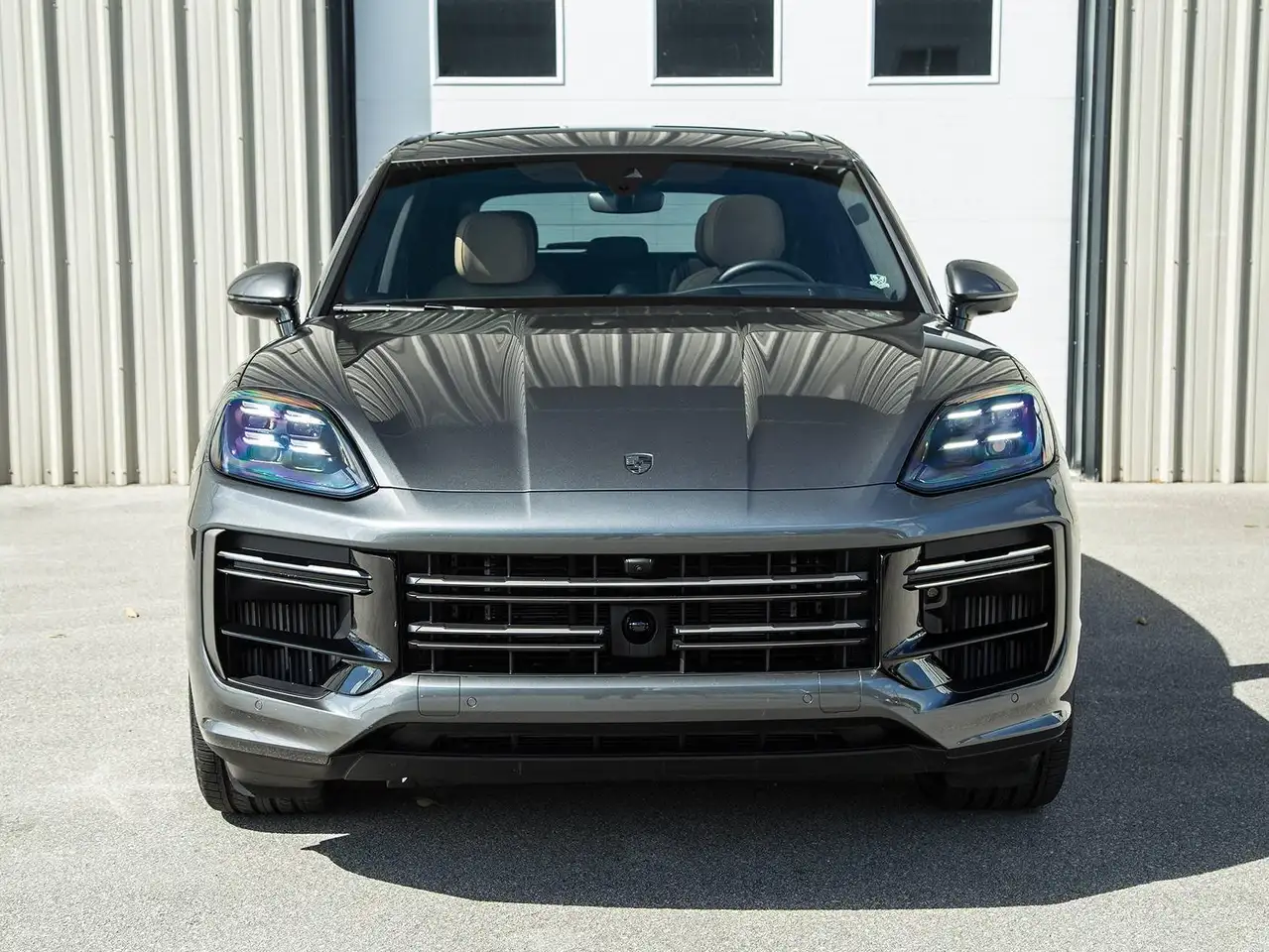 Porsche Cayenne - Image 2