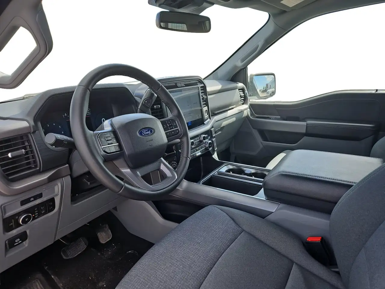 Ford F-150 - Image 11
