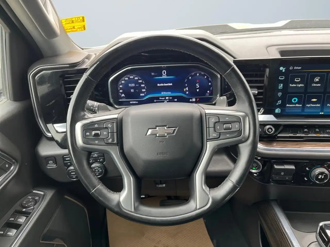 Chevrolet Silverado 1500 - Image 11