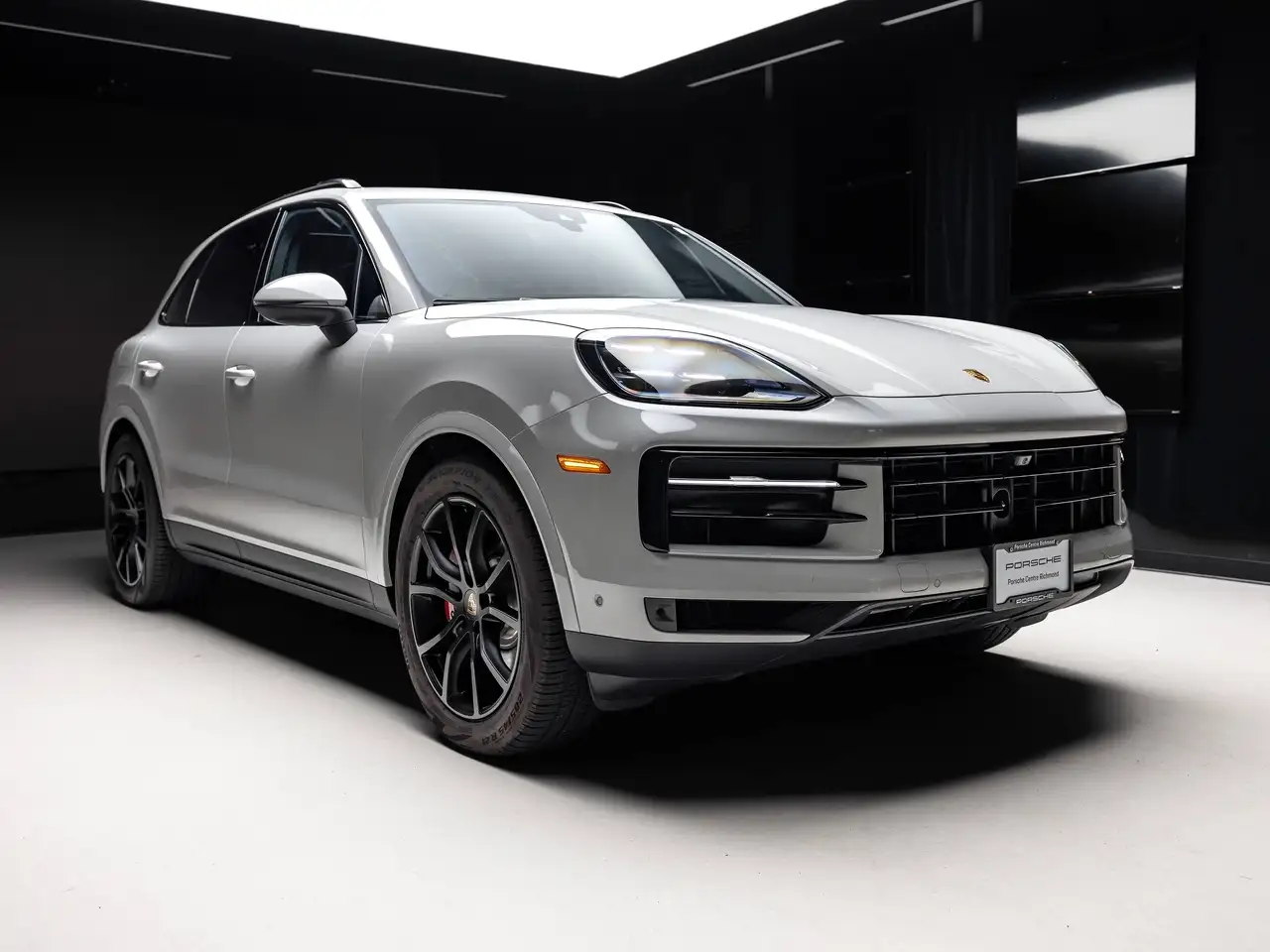 Porsche Cayenne - Image 3