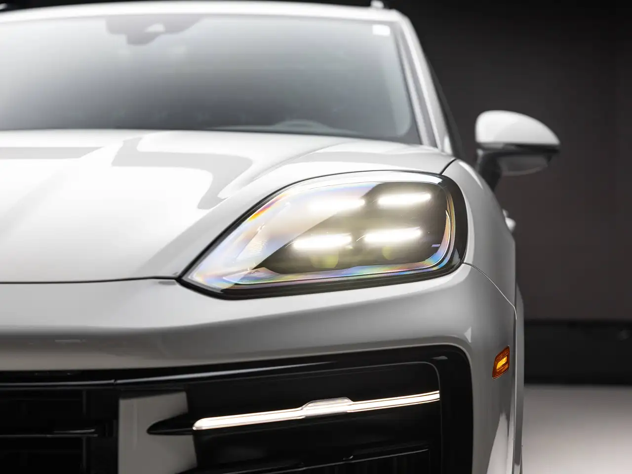 Porsche Cayenne - Image 36