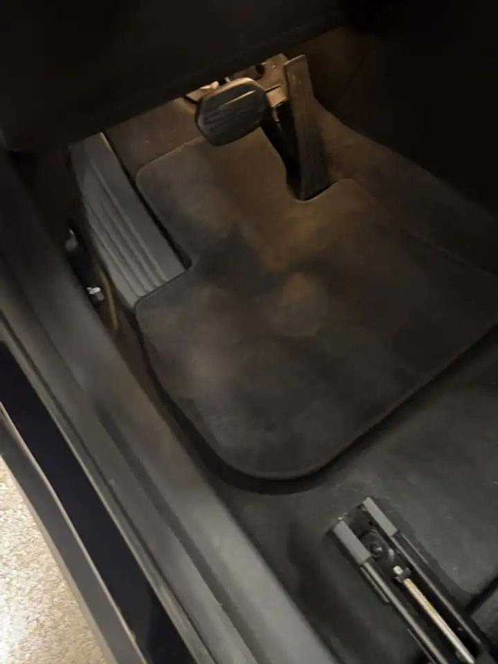 BMW X1 - Image 25