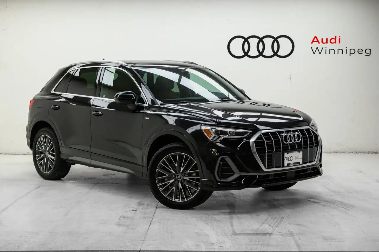Audi Q3 - Image 1