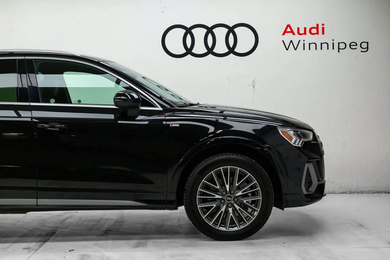 Audi Q3 - Image 5
