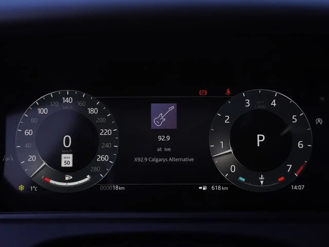 Land Rover Range Rover Velar - Image 16