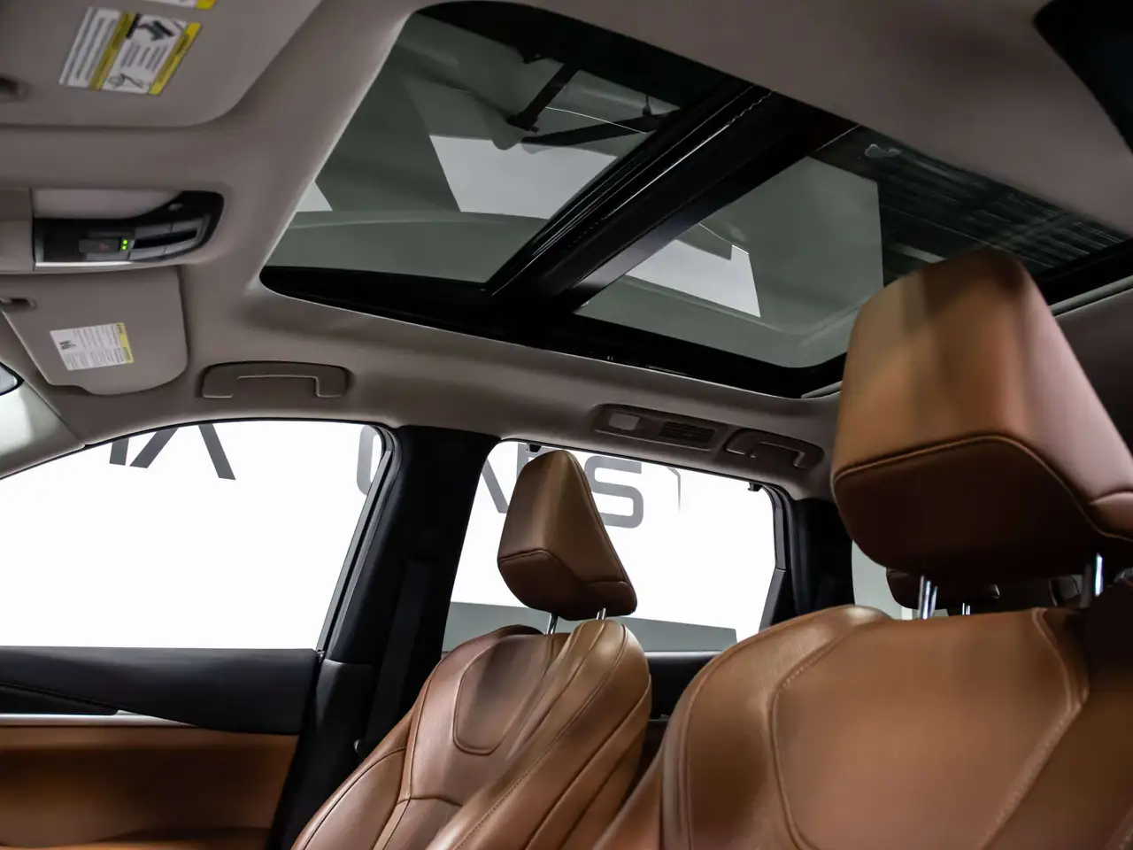 Infiniti QX60 - Image 12