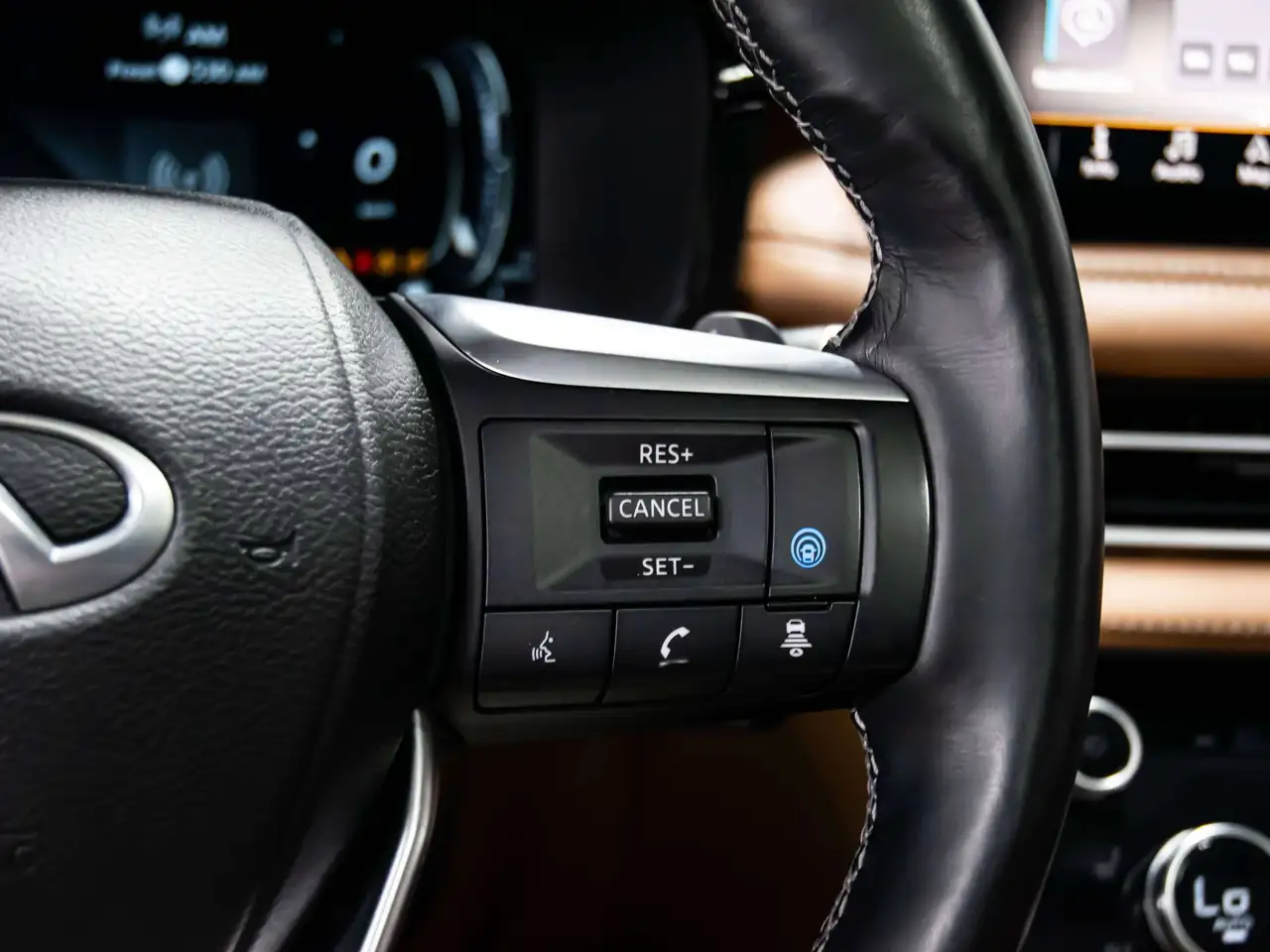 Infiniti QX60 - Image 18