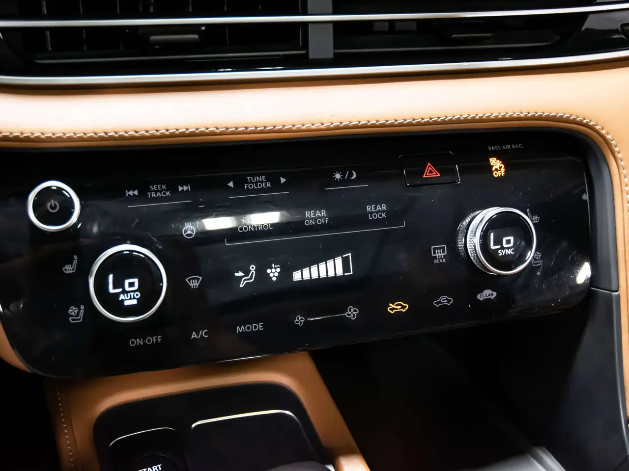 Infiniti QX60 - Image 23