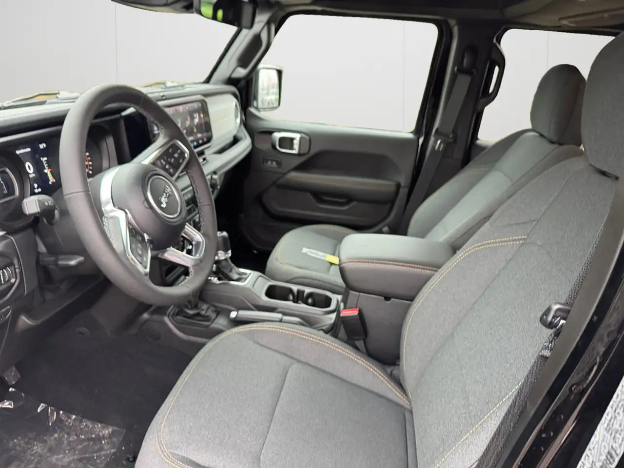 Jeep Wrangler - Image 10