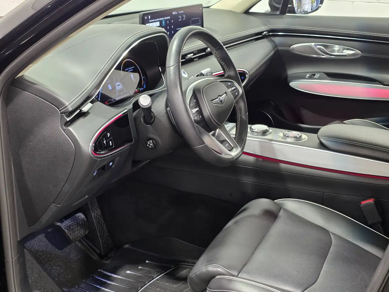 Genesis GV70 - Image 15