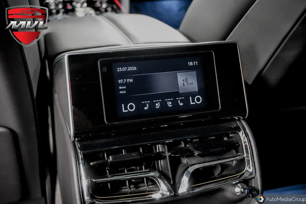 Bentley Flying Spur - Image 39