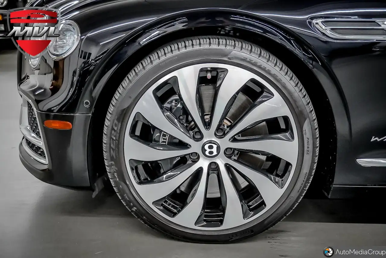 Bentley Flying Spur - Image 16