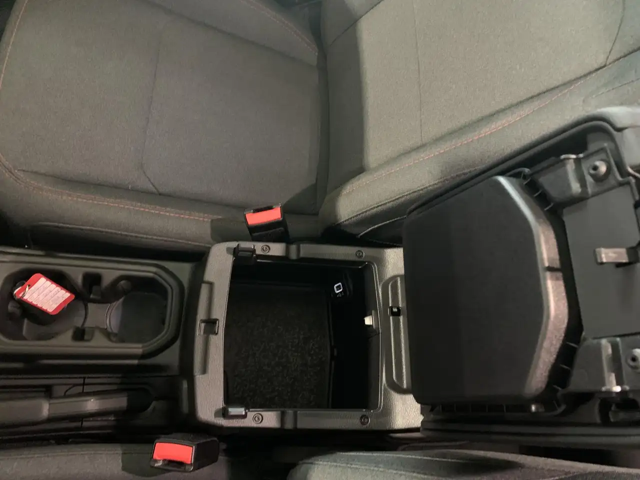 Jeep Wrangler - Image 36