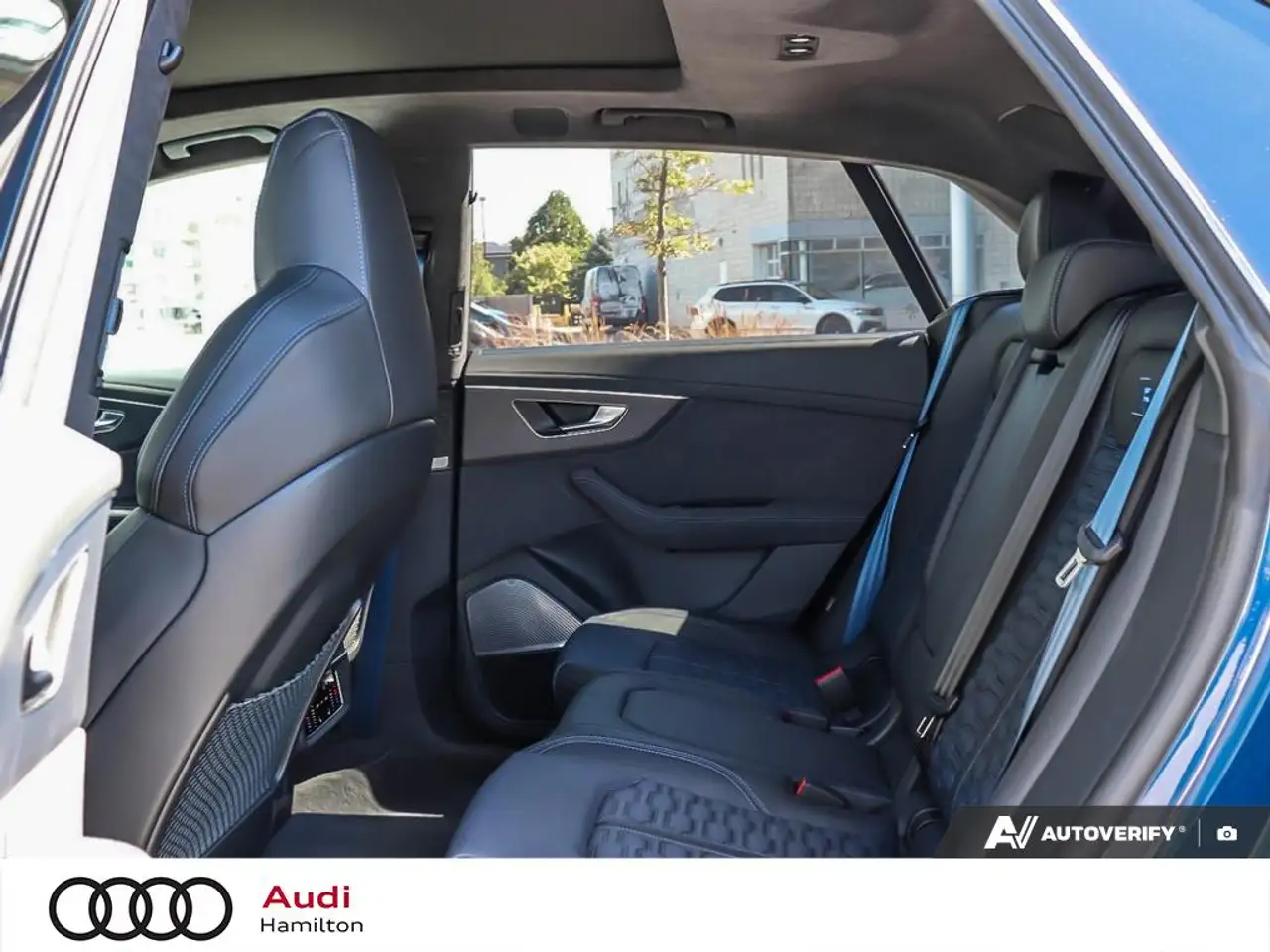 Audi RS Q8 - Image 23