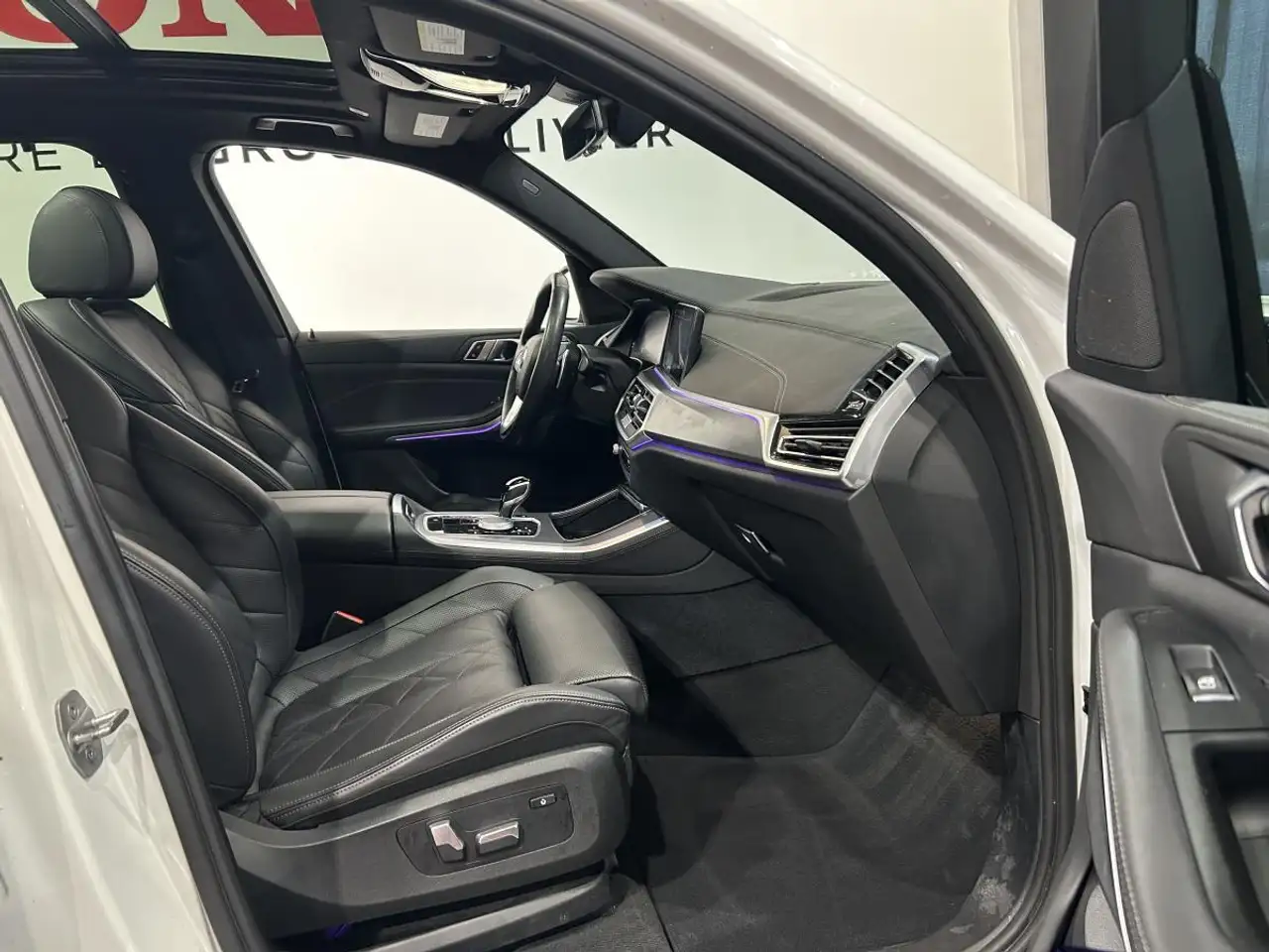 BMW X5 - Image 10