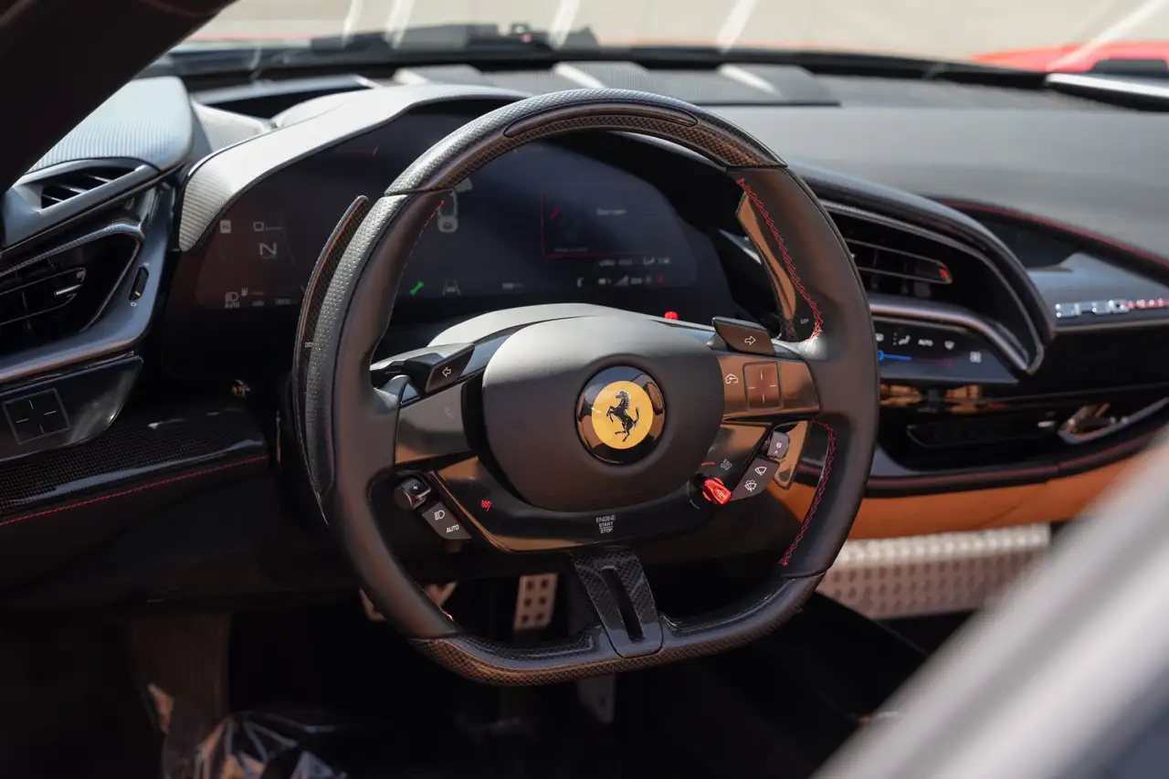 Ferrari SF90 Spider - Image 31