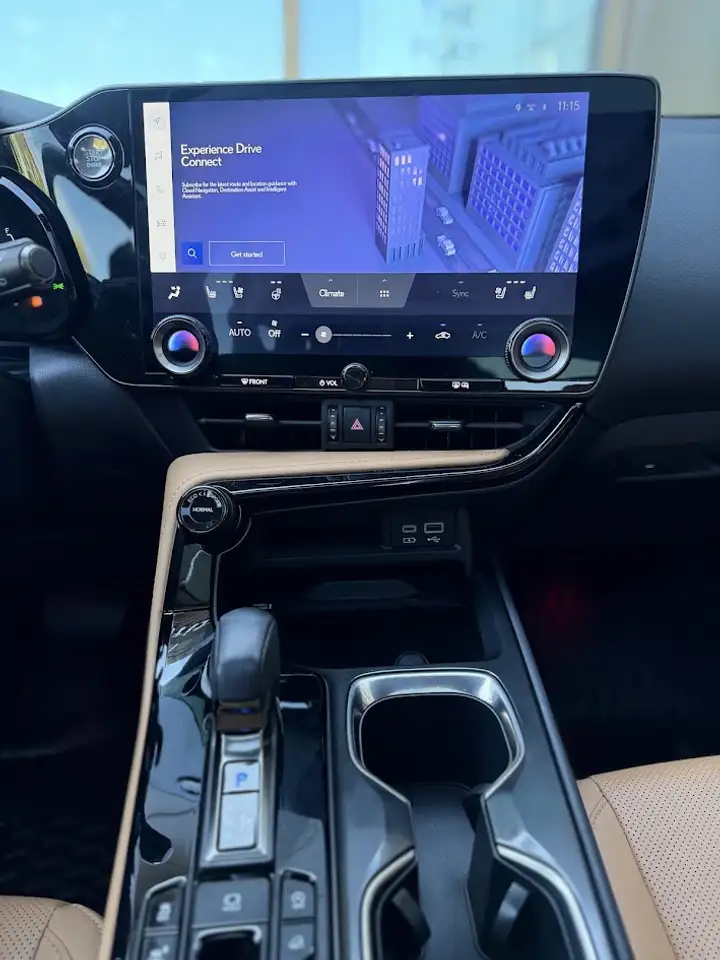 Lexus NX - Image 14