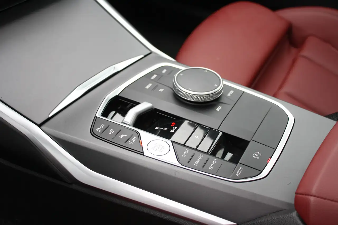 BMW 3 Series - Image 14