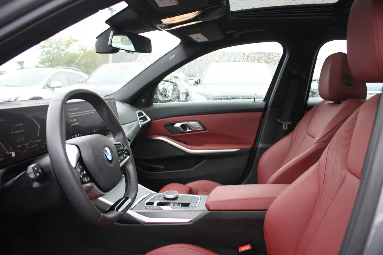 BMW 3 Series - Image 12