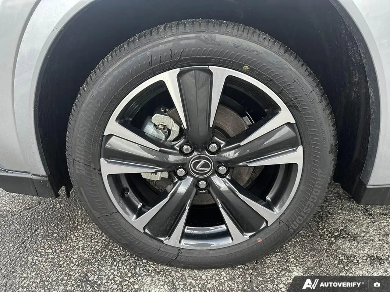 Lexus UX - Image 7