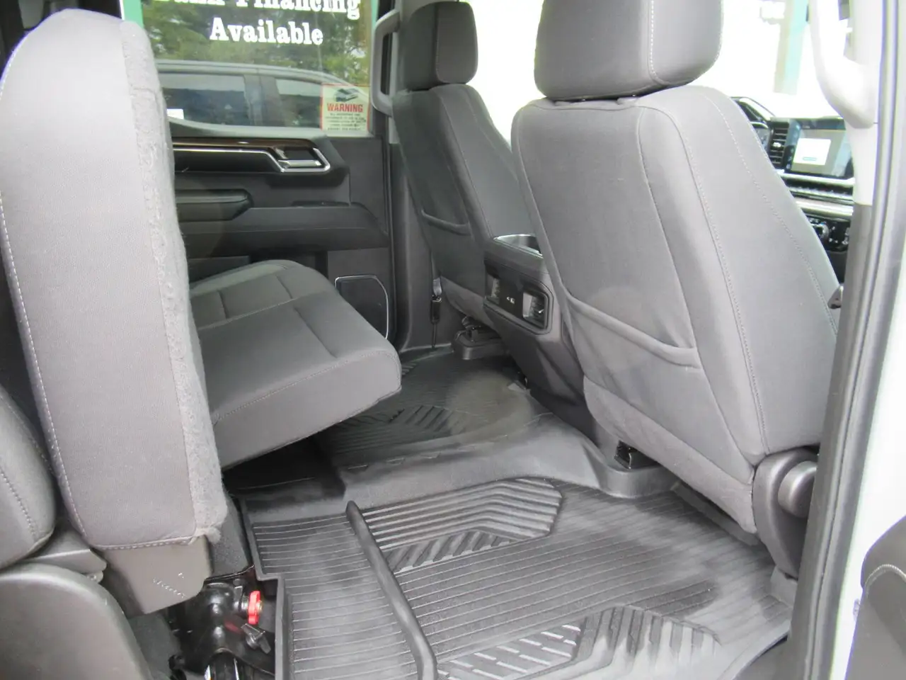 Chevrolet Silverado 1500 - Image 9