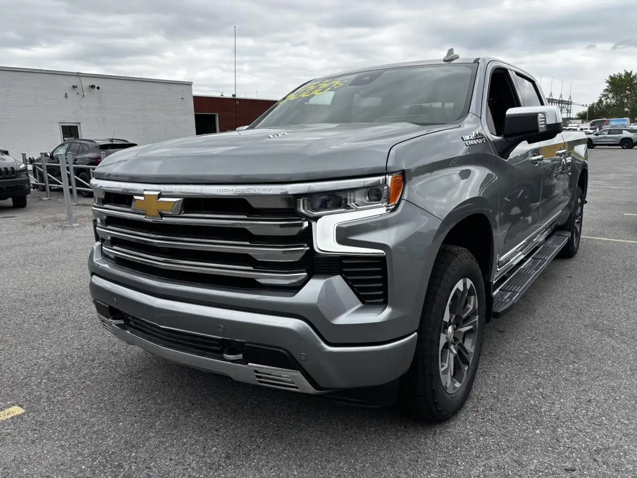Chevrolet Silverado 1500 - Image 3