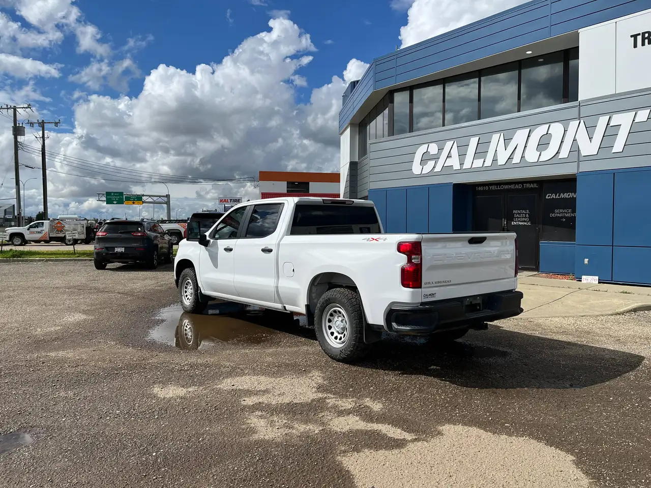 Chevrolet Silverado 1500 - Image 8