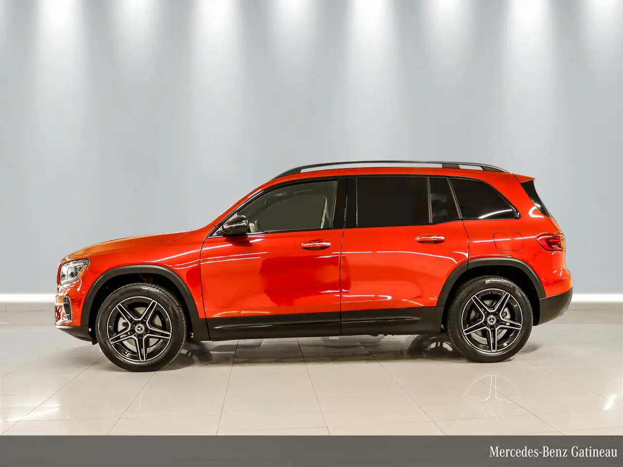 Mercedes-Benz GLB - Image 8